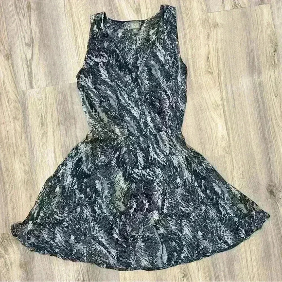 Converse One Star Sleeveless Blue Casual Mini Skater Dress Rayon V Neck Size XS - Picture 1 of 7